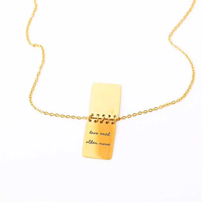 Collar con colgante chapado en oro de 18 quilates con revestimiento de acero inoxidable con letras de estilo simple informal