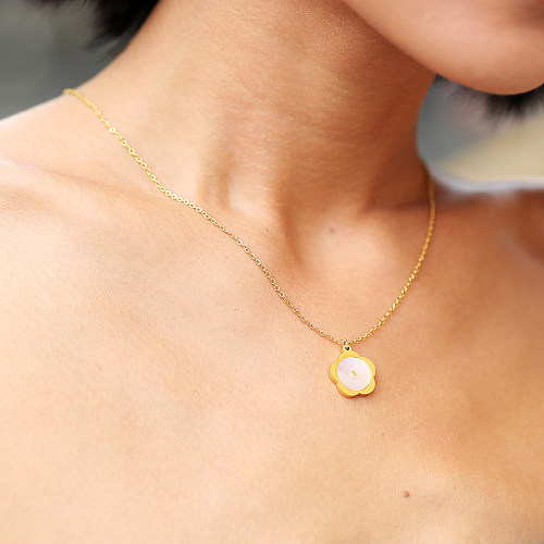 Simple Style Flower Stainless Steel  Shell Pendant Necklace In Bulk