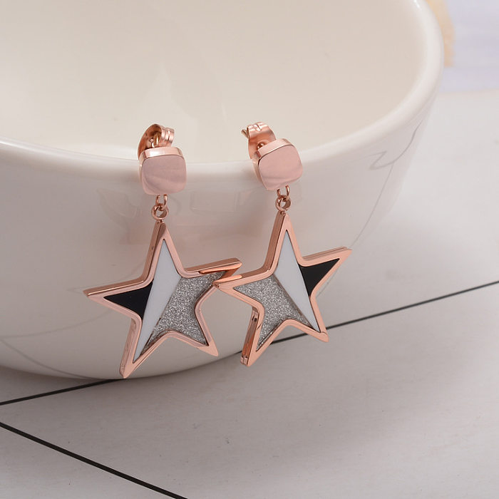 Brincos de aço inoxidável com pingente curto estrela de cinco pontas em ouro rosa personalidade
