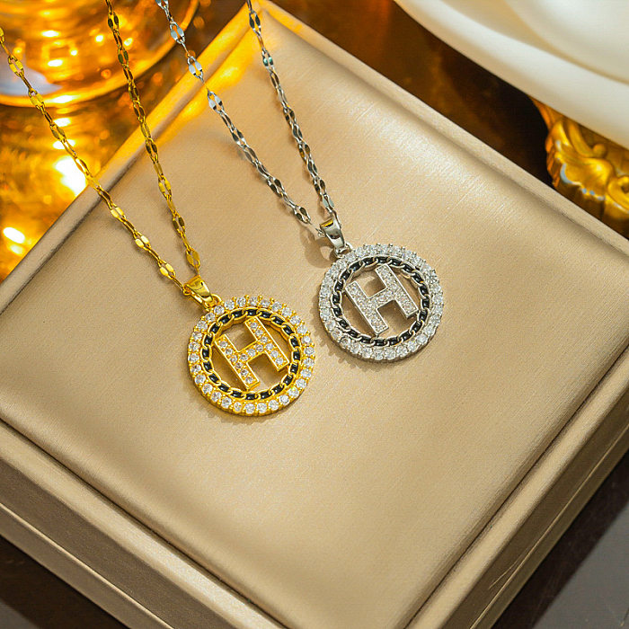 Streetwear-Halskette mit Buchstaben-Anhänger aus Edelstahl mit Inlay und künstlichem Diamant