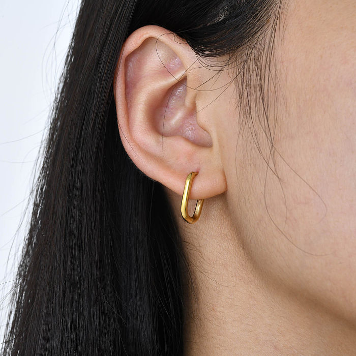 1 paire de boucles d'oreilles décontractées de style moderne et basique en acier inoxydable plaqué or 18 carats