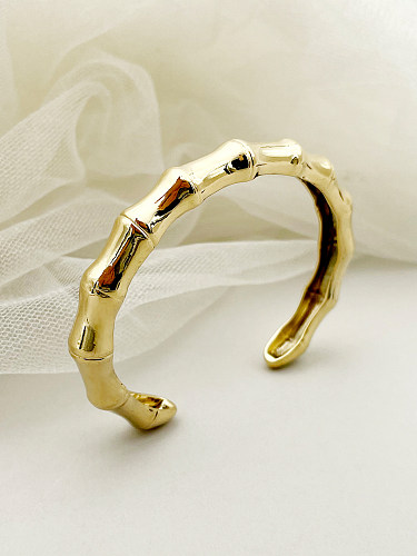 Classic Style Commute Solid Color Stainless Steel Gold Plated Cuff Bracelets In Bulk