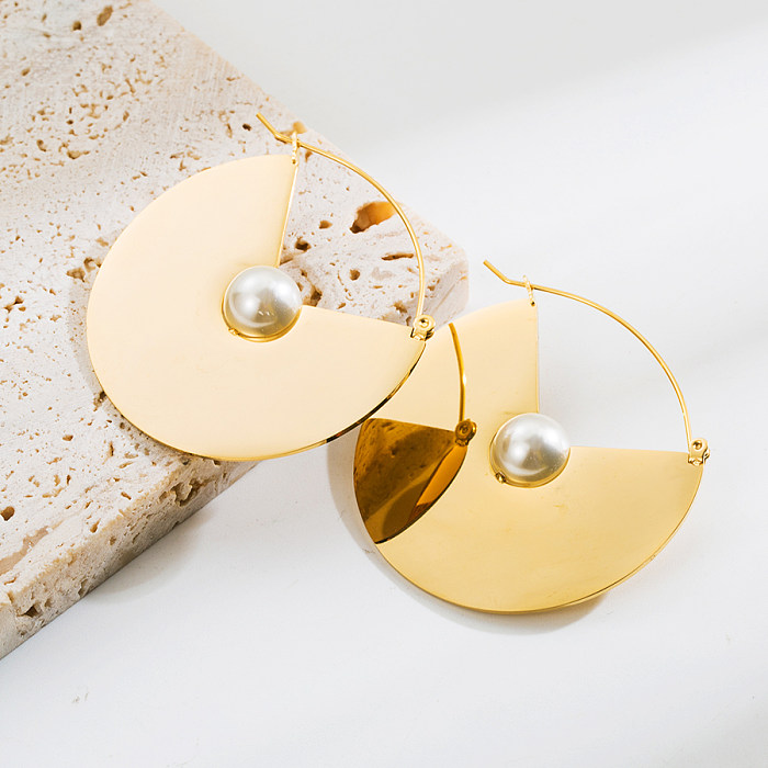 1 Paar elegante übertriebene Quasten-Herzform, unregelmäßige künstliche Perlen aus Edelstahl, 18 Karat vergoldete Ohrringe