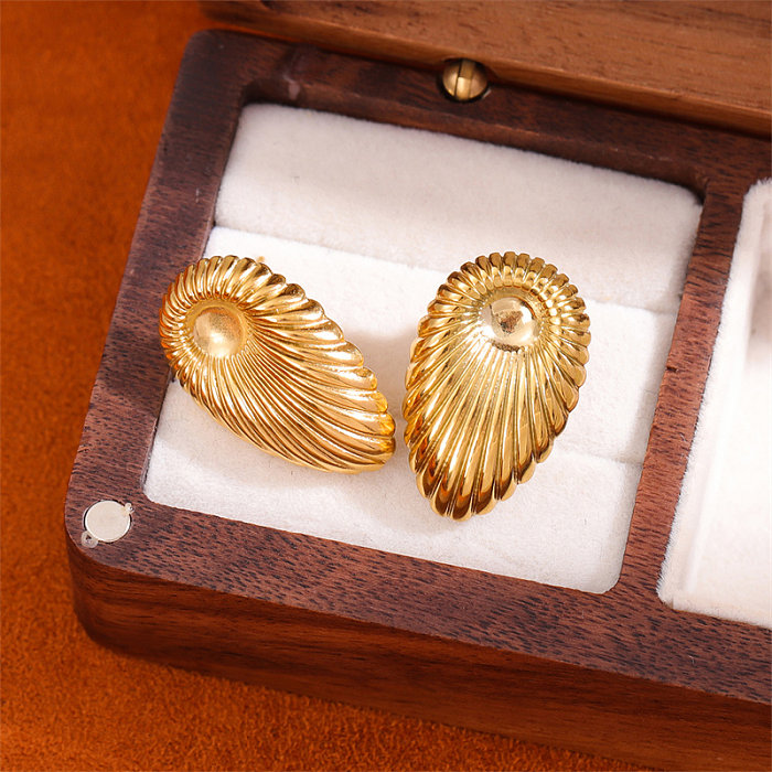 1 par de aretes chapados en oro de 18 quilates de acero inoxidable con revestimiento geométrico irregular de estilo simple retro