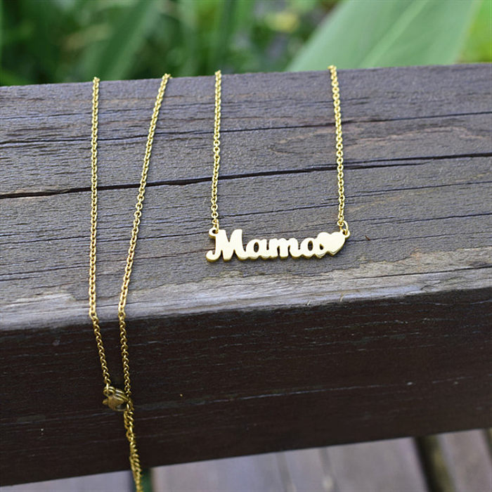 1 Stück modische MAMA-Halskette mit Buchstaben und Herzform aus Edelstahl