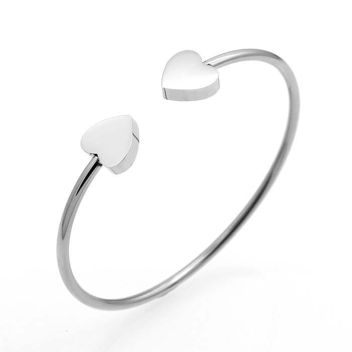 1 Piece Simple Style Heart Shape Titanium Steel Plating Bangle