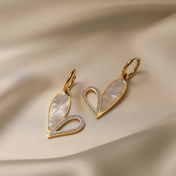1 paire de boucles d'oreilles pendantes en acier inoxydable plaqué or 18 carats, Style Simple, en forme de cœur