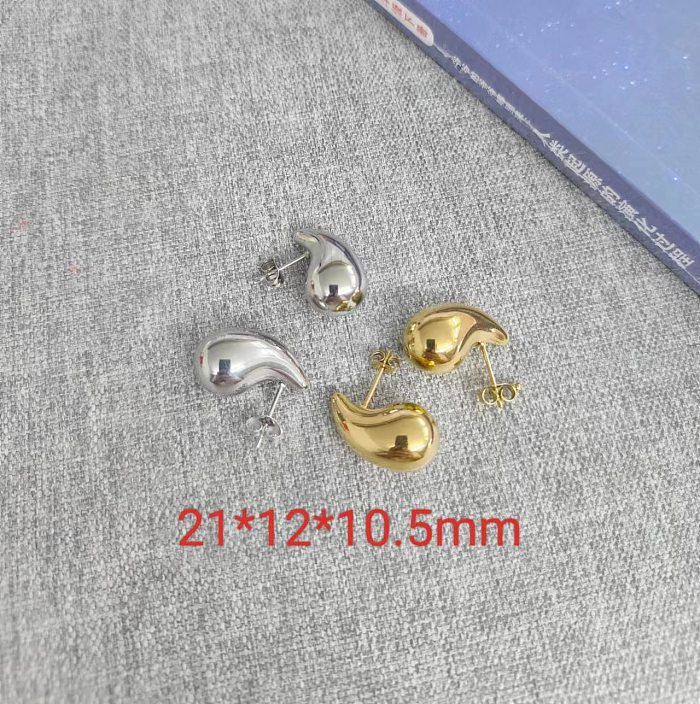 1 Pair Elegant U Shape Stripe Water Droplets Plating Stainless Steel  18K Gold Plated Ear Studs