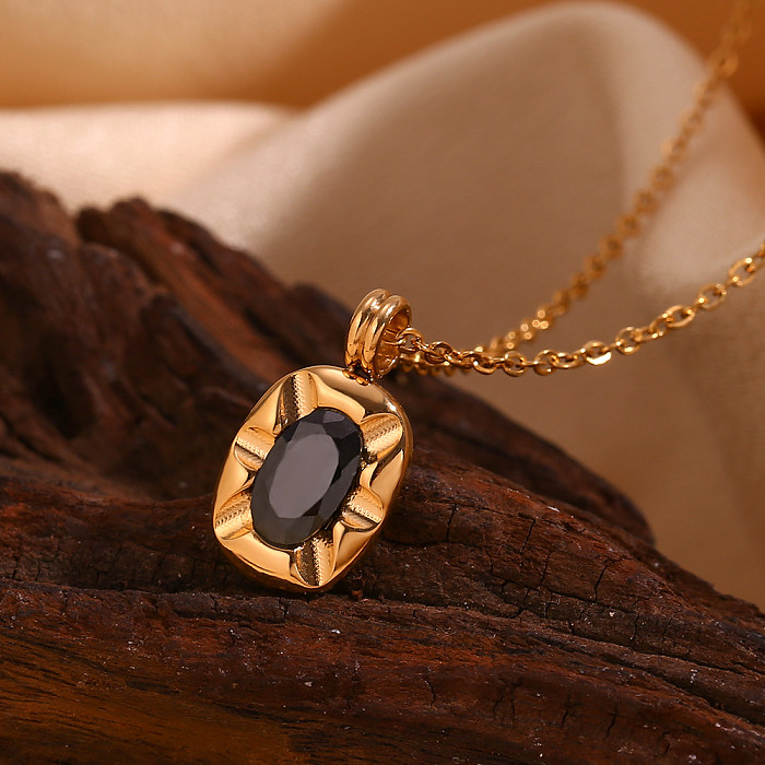 Classic Style Round Stainless Steel  Plating Zircon 18K Gold Plated Pendant Necklace