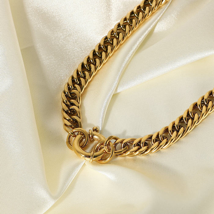 Collar De Acero Inoxidable Chapado En Oro De 18 Quilates Con Cadena Compacta Simple