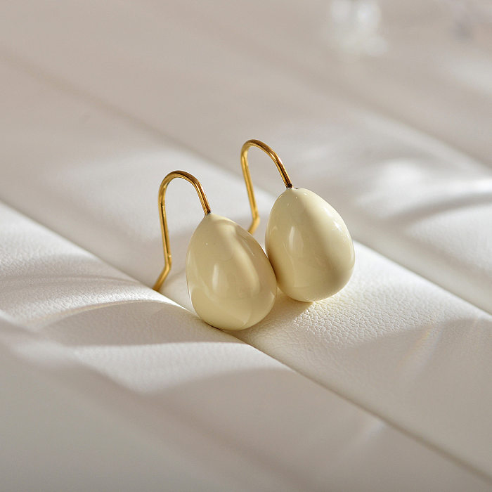 1 par de brincos de orelha banhados a ouro 18K, estilo moderno, cor sólida, esmalte