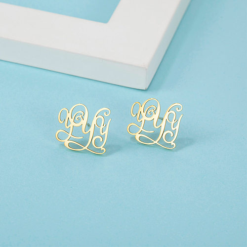 1 par de pinos de orelha banhados a ouro 18K estilo simples estilo IG com letras vazadas