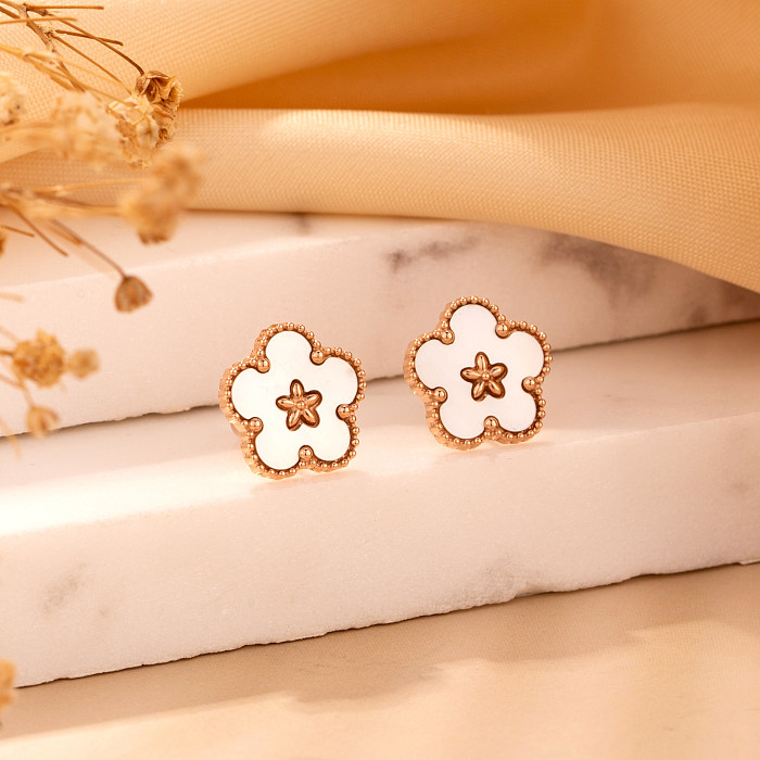 1 Paar niedliche Ohrstecker im klassischen Preppy-Stil mit Blumenbeschichtung aus Edelstahl und vergoldetem Edelstahl