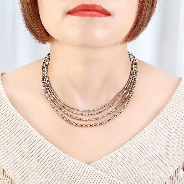 Runde Halskette aus Edelstahl im modernen Stil