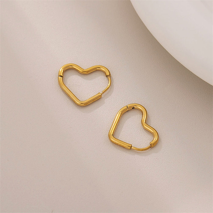 1 Paar einfache Herzform-Ohrringe aus Edelstahl mit 18-Karat-Vergoldung