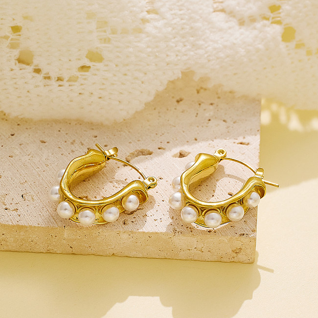 Pendientes de perlas de acero inoxidable con incrustaciones chapadas en forma de U elegantes estilo IG de 1 pieza