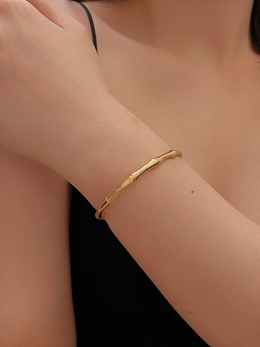 Simple Style Commute Solid Color Titanium Steel Gold Plated Bangle