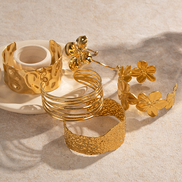 Pulseira banhada a ouro 18K de aço inoxidável elegante flor geométrica a granel