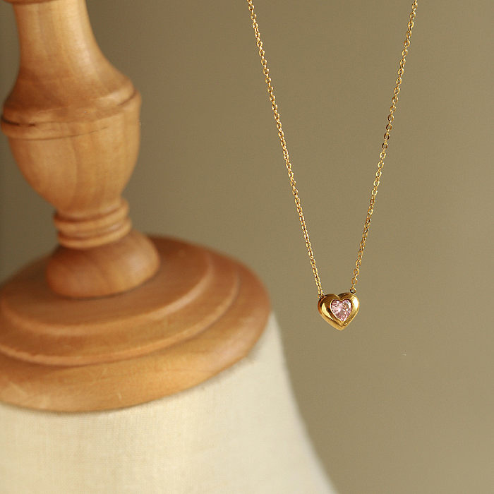 1 pieza de collar con colgante de circón con incrustaciones chapadas en acero inoxidable con forma de corazón a la moda