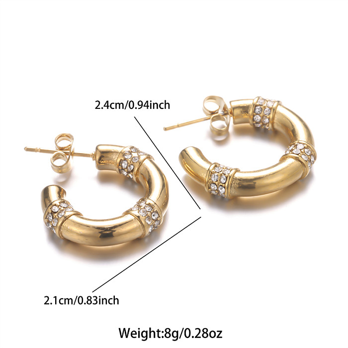 1 paire de clous d'oreilles plaqués or 18 carats, Style IG Simple, incrustation de placage en forme de C, strass en acier inoxydable