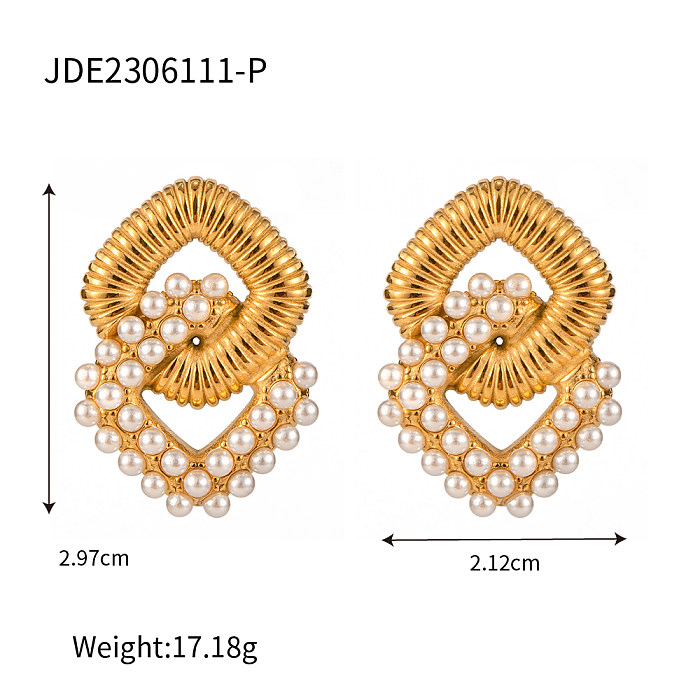 1 par de pendientes chapados en oro de 18 quilates con perlas de acero inoxidable con incrustaciones de rombos de estilo simple