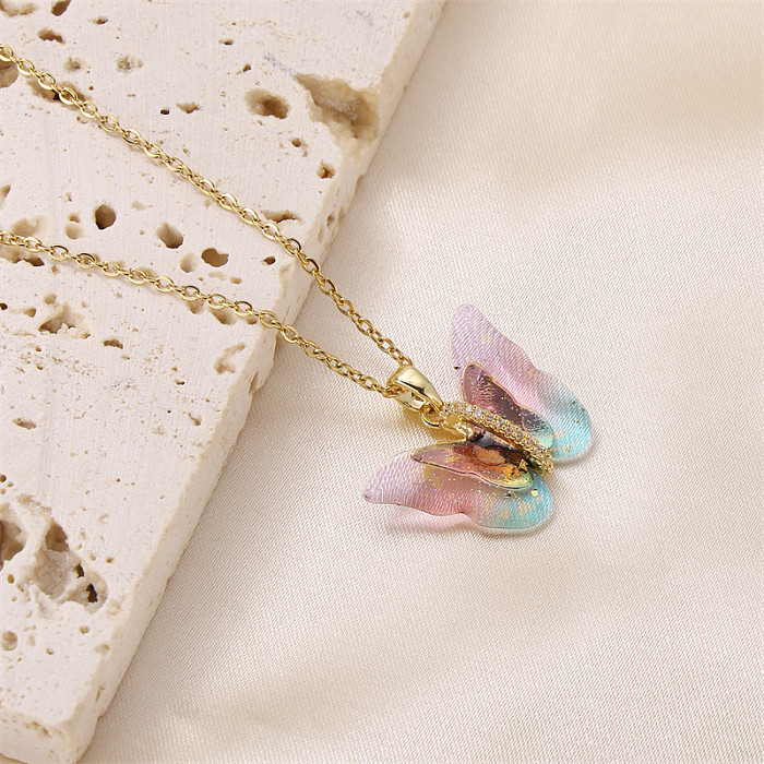 Elegante Pendler-Halskette mit Schmetterlingsanhänger aus Edelstahl und Messing mit 18-Karat-Vergoldung in großen Mengen