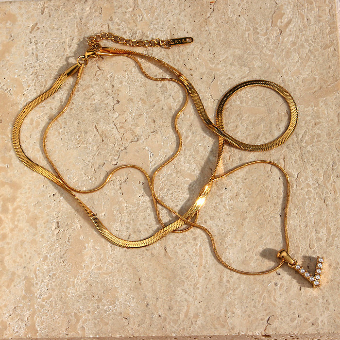 Lady Letter Edelstahl-Halskette mit künstlichen Perlen, Edelstahl-Halsketten