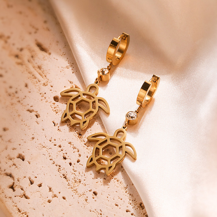 1 Paar schlichte Ohrringe mit Schildkröten-Beschichtung, Inlay aus Edelstahl, Muschel-Zirkon, 18 Karat vergoldet