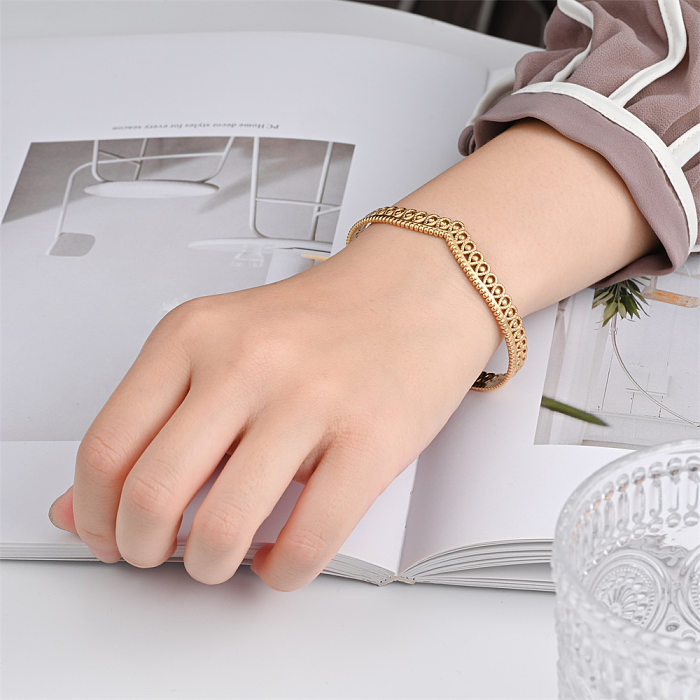 Casual Simple Style Crown Stainless Steel Polishing Hollow Out Bangle