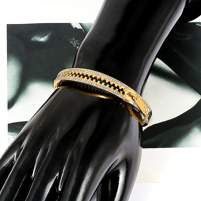 Bracelet décontracté en acier inoxydable avec incrustation de strass géométriques pour femme