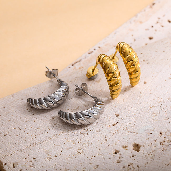 Pendentifs plaqués or 18 carats pvd de nicho de alta costura envueltos en cuernos