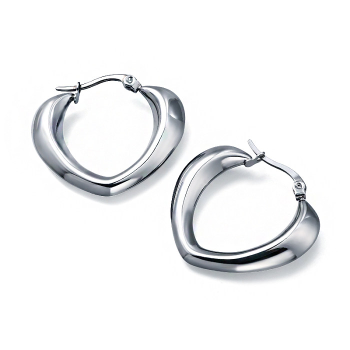 18K gold pvd three dimensional heart-shaped hollow hollow and versatile design ear buckle