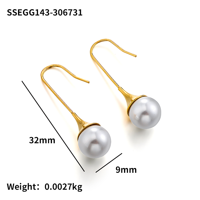 Minimalist and versatile pearl ear hook