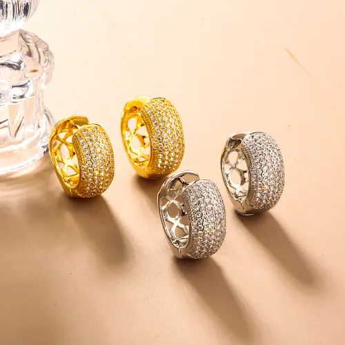 Brass wire diameter 10mm hollow pattern inlaid with zircon ear rings