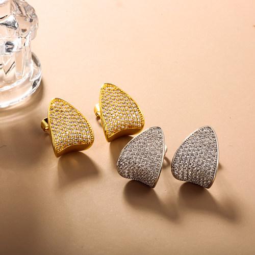 Brass curved geometric pattern texture inlaid with zircon earrings