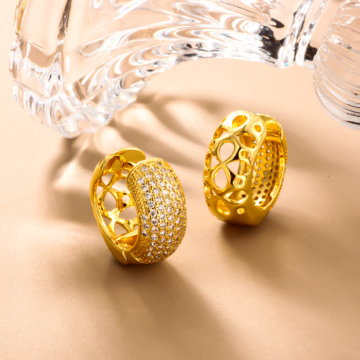 Brass wire diameter 10mm hollow pattern inlaid with zircon ear rings