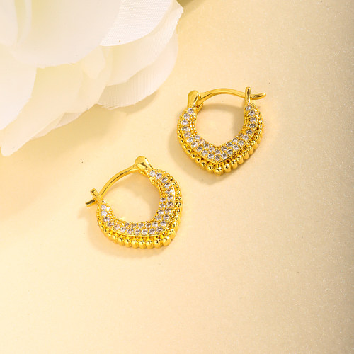 Brass V-shaped inlaid zircon ear buckle