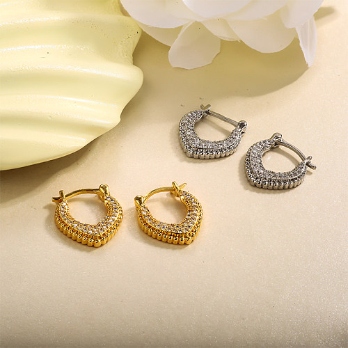 Brass V-shaped inlaid zircon ear buckle