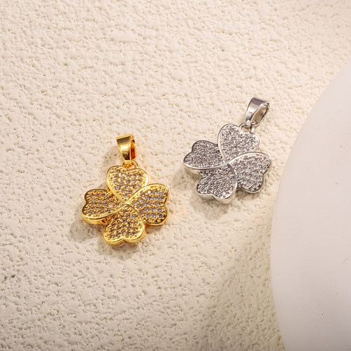 Brass clover inlaid zircon pendant