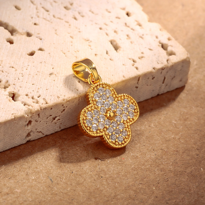 Brass clover inlaid zircon simple and versatile pendant