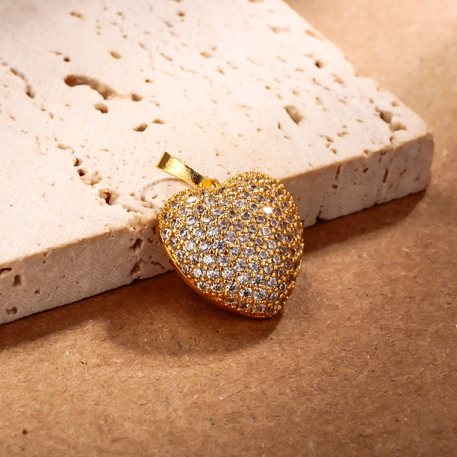 Brass heart inlaid zircon simple and versatile pendant