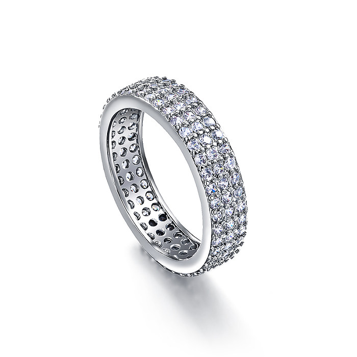 Anillo de latón con incrustaciones de circonitas de 8 mm de ancho