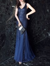 Sequins V-Neck Sleeveless Mermaid Evening Dress