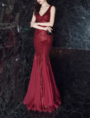 Sequins V-Neck Sleeveless Mermaid Evening Dress