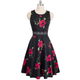 Lace Detailed Sleeveless Vintage Floral Dress