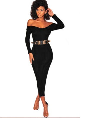 Long Black Curvy Dress with Full Sleeves