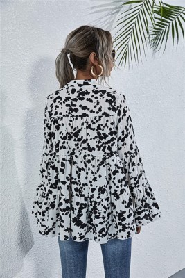 Autumn Fit and Flare Print Shirt with Wide Sleeves