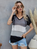 Spring Contrast V-Neck Knitting Top with Short Sleeves