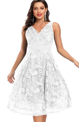 Summer Wedding White Lace Sleeveless V-Neck Bridesmaid Dress