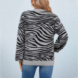 Women Fall/Winter Leopard Print Round Neck Long Sleeve Sweater